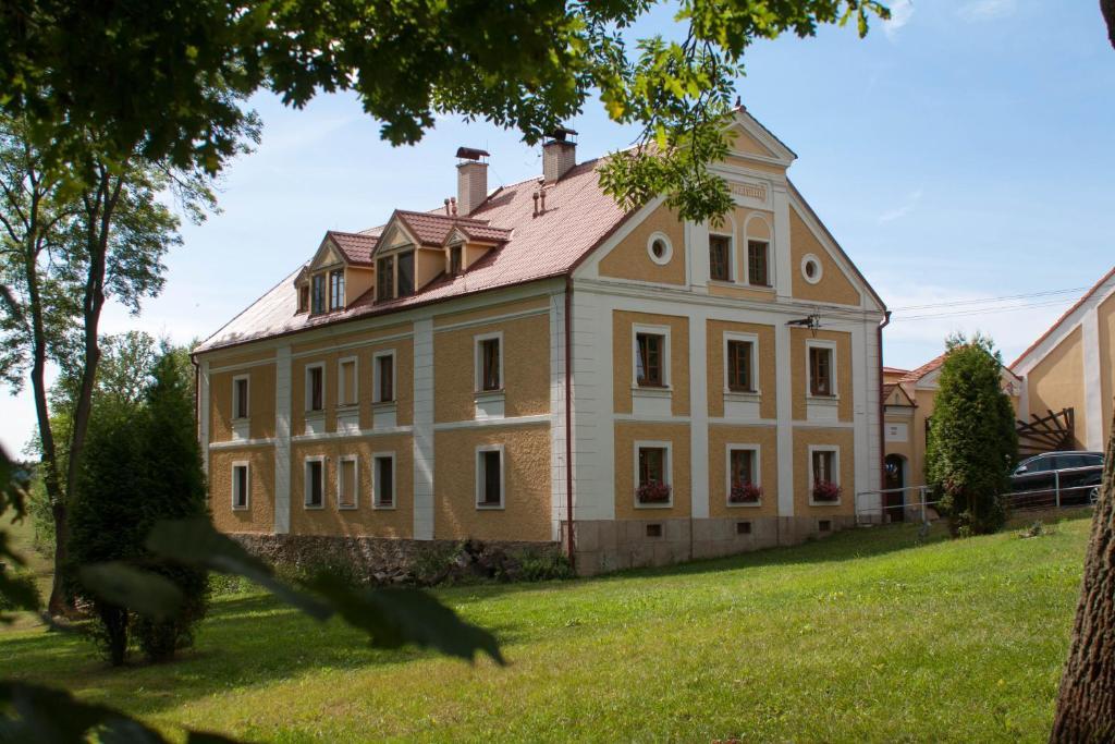 Hotel Resort Stein Cheb Exterior photo