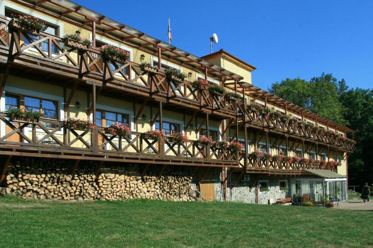 Hotel Resort Stein Cheb Exterior photo